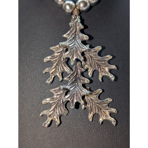 Vintage Silver Tone Bali Bead Layered Leaf Pendant Necklace W/ Hook Clasp - Picture 4 of 6